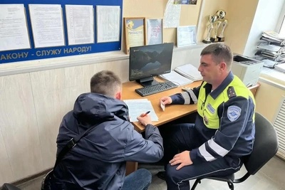 Тюменского автохама наказали за опасные гонки