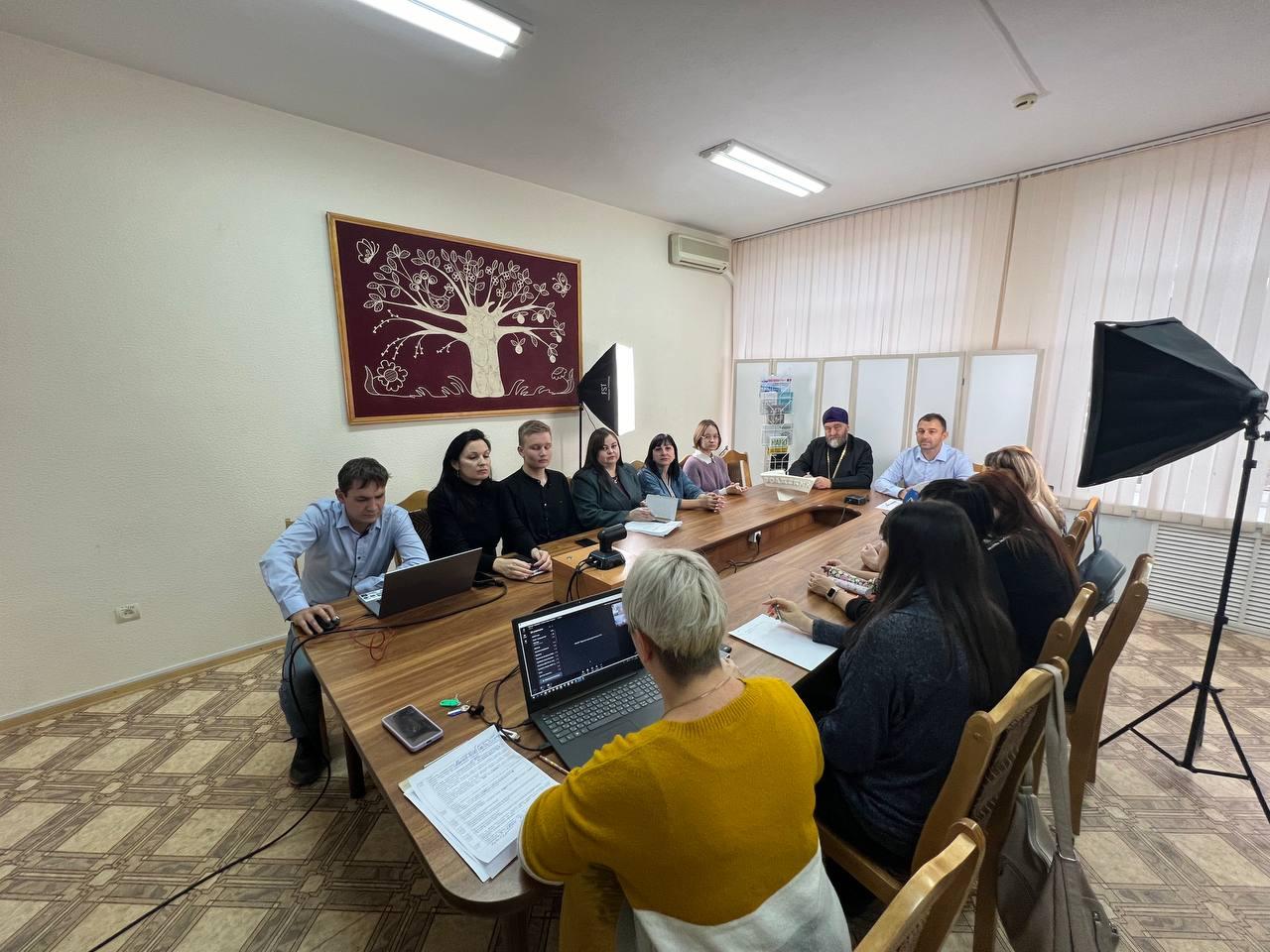 Ученый, психолог и священник назвали квадробинг этапом на пути к ЛГБТ*. При этом квадроберов они никогда не видели