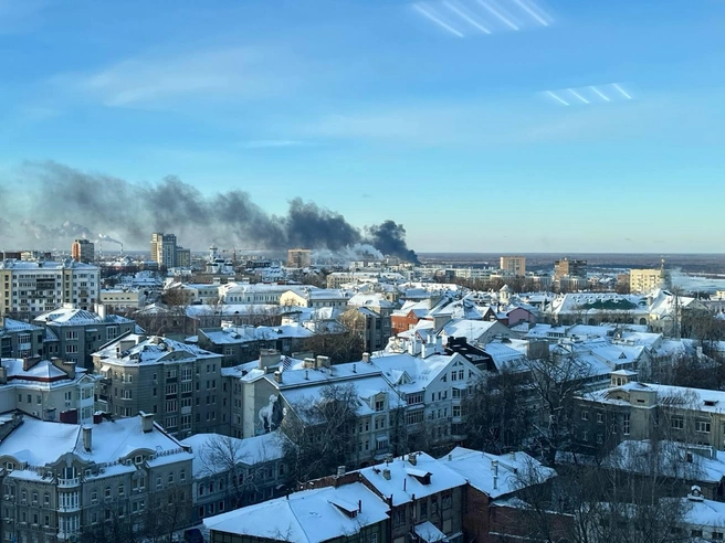 «Сказали, один человек погиб». Около Борского моста произошел мощный пожар — вся информация о ЧП | Источник: читатель NN.RU