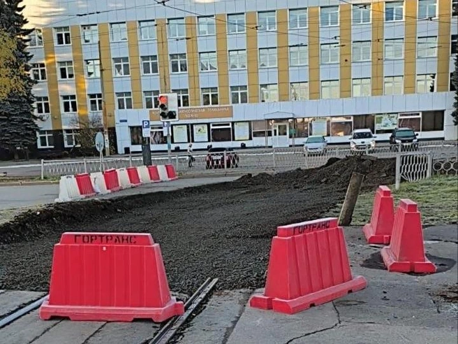 На Волгоградской начали ремонт путей | Источник: читатель E1.RU