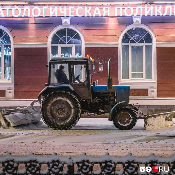 Тротуары уже почистили | Источник: Тимофей Калмаков / 59.RU