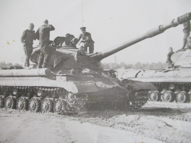 Тяжелый танк Т-10М | Источник: из архива Геннадия Жукова