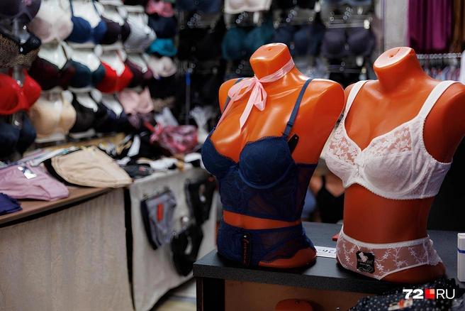 Некоторые тюменцы торгуют тут десятилетиями. И планируют продолжать так долго, как это будет возможно | Источник: Ирина Шарова / 72.RU