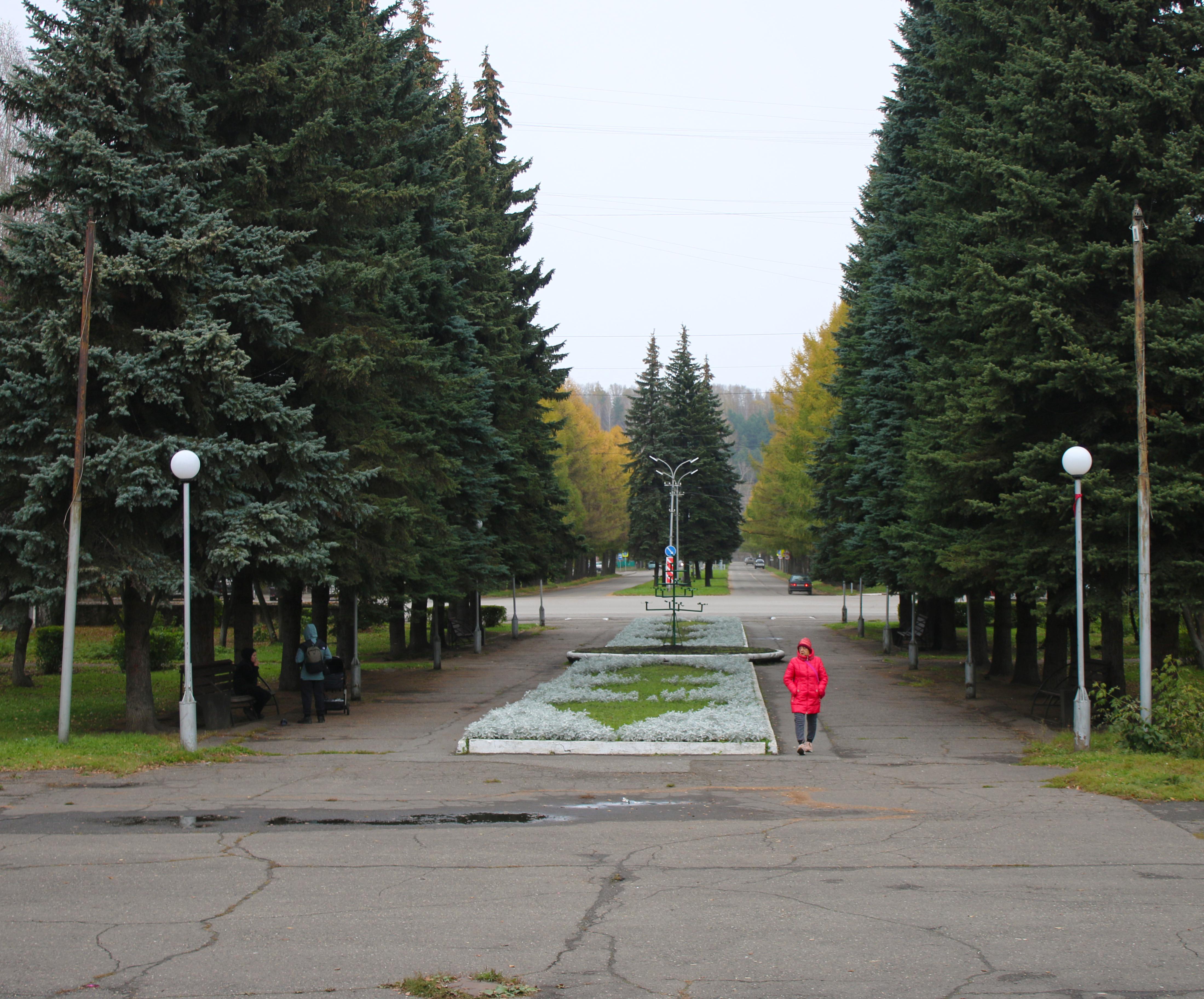Орджоникидзевскому району предрекали лучшее будущее. Может, оно еще наступит? | Источник: Игорь Епифанцев / NGS42.RU