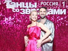 Зудина легла на партнера, а Дружинин назвал Ревенко косолапой. Страсти «Танцев со звездами»