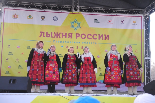 Россия «вернулась» на «Евровидение»: архивное выступление «Бурановских бабушек» показали вопреки запрету | Источник: Артём Устюжанин / E1.RU