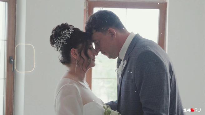 Дед Мороз с супругой | Источник: Владимир Гоношенко