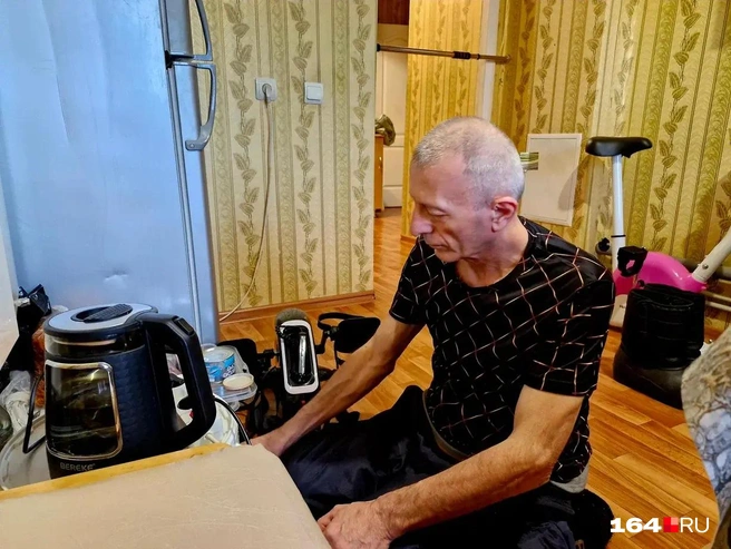 Электрическая плитка и чайник всегда под рукой | Источник: Виктория Федорова / 164.RU