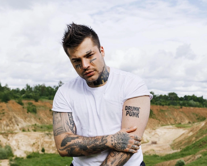 Рома Желудь | www.starhit.ru