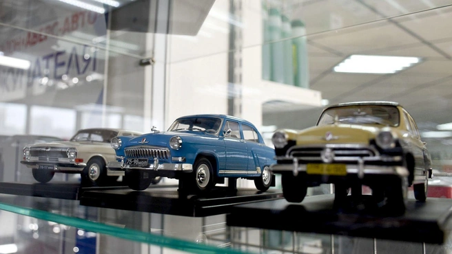 Эту классную коллекцию я сфотографировал несколько лет назад в автосалоне «Аверс-Авто» | Источник: Артем Краснов