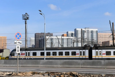 Сбой на МЦД-1: электрички в Лобню задерживаются из-за наезда на человека