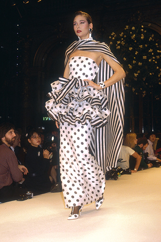 Givenchy, 1988 год