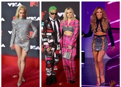 Премия MTV VMA 2021: лучшие, худшие и самые яркие образы церемонии