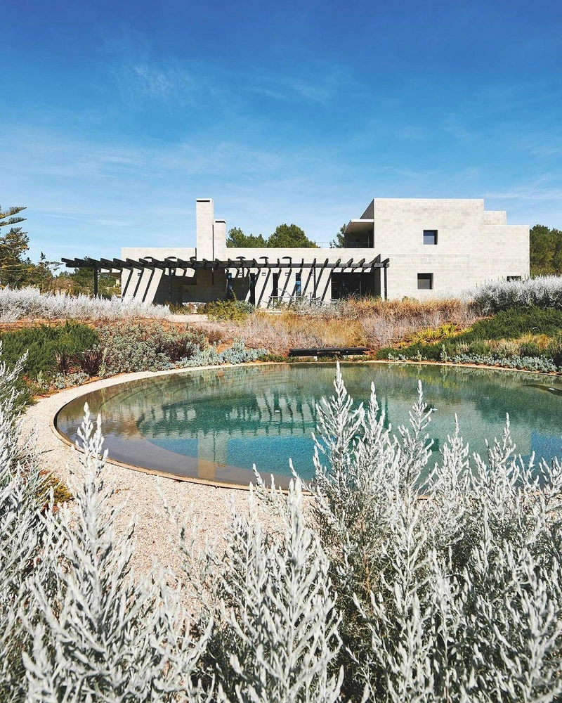 Дом с золотыми стенами на Ибице | Источник: Даниэль Шефер. Стиль: Эрика Гомес