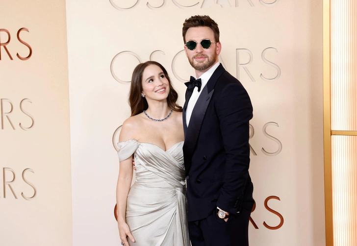 Алба Баптишта и Крис Эванс