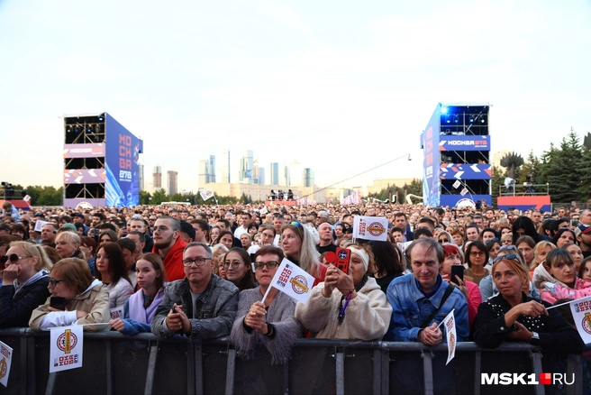 На Поклонной горе состоялся масштабный концерт в честь Дня города | Источник: Татьяна Спиридонова / MSK1.RU