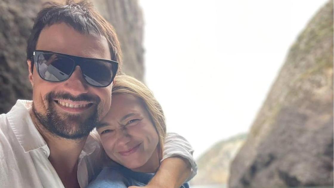 Бывшая девушка Данилы Козловского подала на алименты за день до рождения его сына