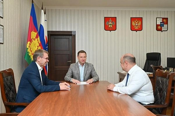 Руководство нац парка обещало «изучить» вопрос бесплатного посещения для местных жителей | Источник: sochi.ru
