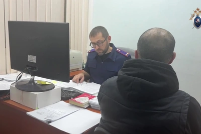 Троих жителей Чукотки обвиняют в похищении и вымогательстве