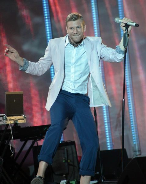 Иван Дорн | www.starhit.ru