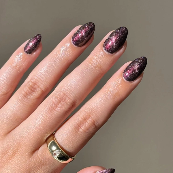 Источник: @avrnailswatches
