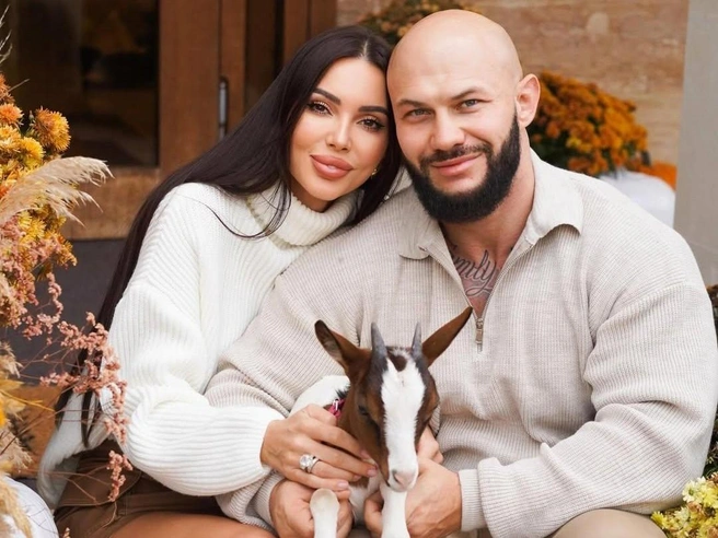 Джиган признает, что участие в реалити стало дополнительным триггером развода, но далеко не все верят в реальность происходящего | Источник: iamgeegun / Instagram (экстремистская организация, деятельность запрещена на территории РФ)