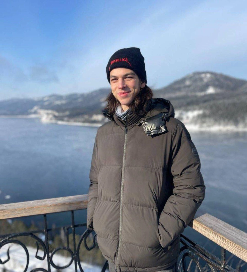 В 14 лет Петр столкнулся с трудностями, но преодолел их | Источник: petr_og / Instagram (деятельность запрещена в РФ)