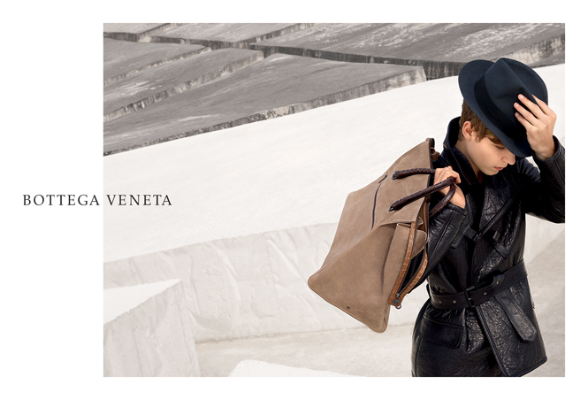 Фото №7 - На руинах Джибеллины: новая кампания Bottega Veneta