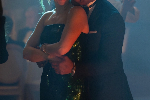 [quiz] Угадай, это кадр из испанской «Моей вины» или британской