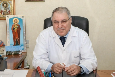 Дочь главврача в СИЗО, ему сделали операцию на сердце