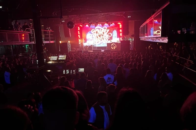 Зрителям стало плохо на концерте Sqwoz Bab в Архангельске