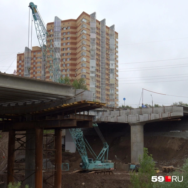 Стройку одного из восьми пролётов ещё не начали | Источник: Кирилл Хафизов / 59.RU