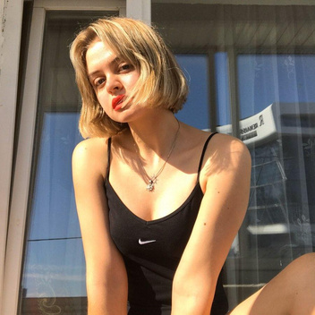 Элеонора Качаловская стала «Мисс Белоруссия — 2023»: посмотрим на фото горячей длинноногой красотки
