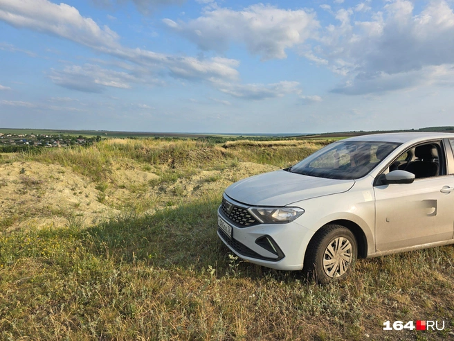 Мы ездили на каршеринге. Для двоих вышло бы дороговато | Источник: Семен Коротов-Майбах / 164.RU