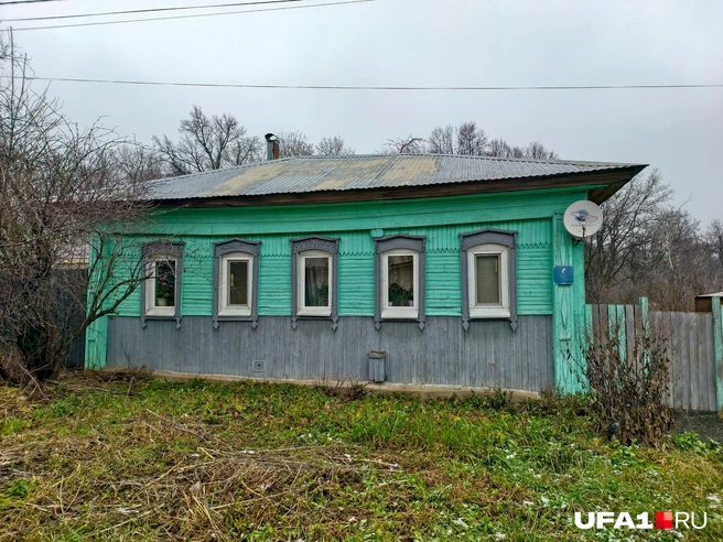Выглядит ещё неплохо&nbsp;— видно, покрасили недавно | Источник: Булат Салихов / UFA1.RU