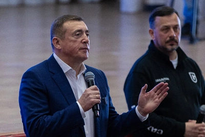 Вопросы невельчан: Лимаренко о жилье, дорогах и соцподдержке