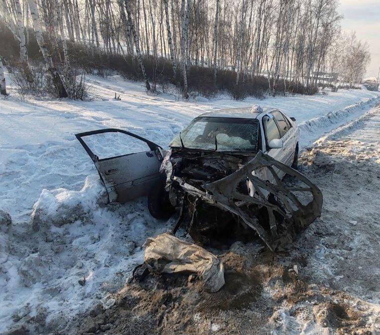 Смертельное ДТП в Забайкальском крае: две машины сильно помяло, погиб ребенок — кадры