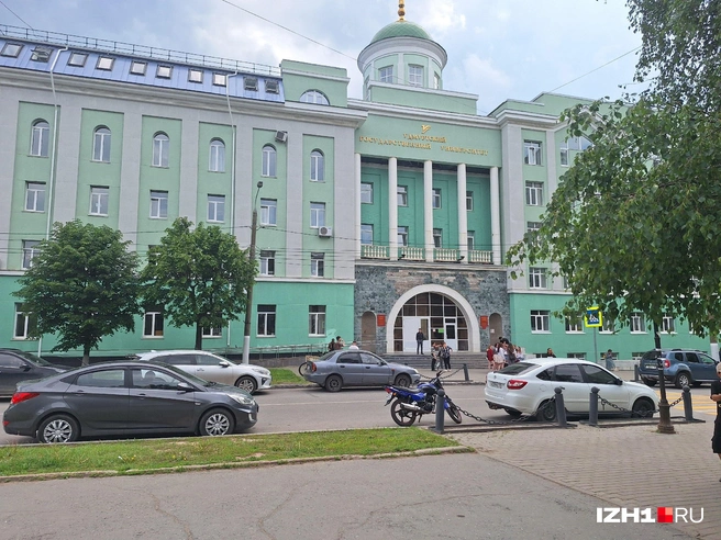 УдГУ является одним из крупнейших образовательных учреждений Ижевска | Источник: Юлия Дёмина / IZH1.RU