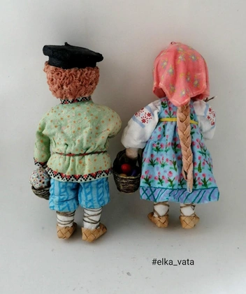 Все мелкие детали Наталия расписывает вручную | Источник: «ELKA_VATA» Авторская елочная игрушка / Vk.com