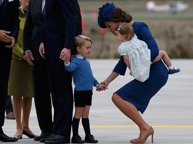 Принц Джордж, принцесса Шарлотта и Кейт Миддлтон стали звездами канадского тура