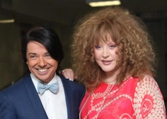 «Ты всегда в моем сердце»: Алла Пугачева обратилась к покойному Валентину Юдашкину