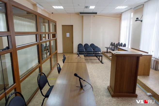 Чиновник приговорен к сроку в колонии общего режима | Источник: Алексей Волхонский / V1.RU