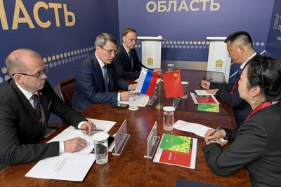 Переговоры пензенской делегации на ПМЭФ-2026