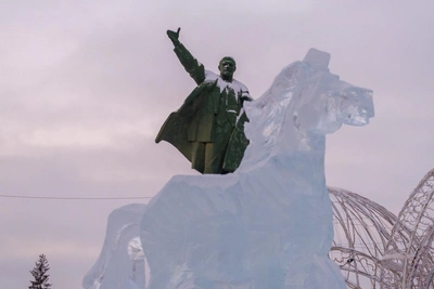 В Уфе открыли резиденцию Деда Мороза