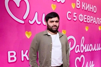 Surgut Actor Plays Olga Buzova's Lawyer in New Film