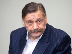 Попытка Назарова заработать в России обернулась скандалом