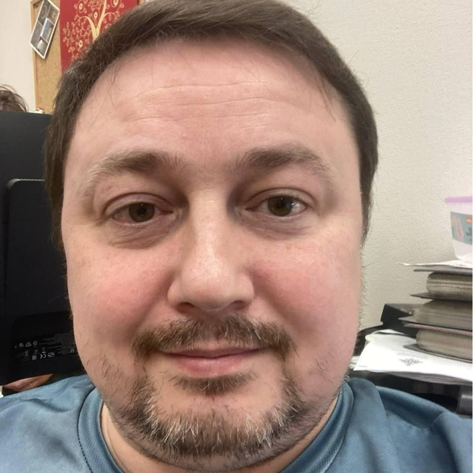 <p>Денис Лебедев </p>