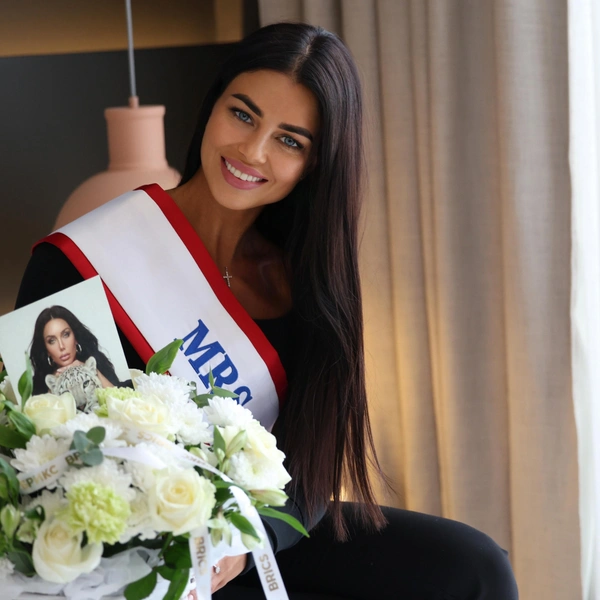 У 37-летней Александры свое швейное дело | Источник: пресс-служба MISS MRS LITTLE MISS BRICS