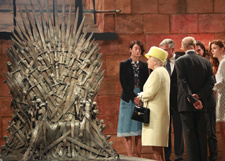 Елизавета II побывала на съемках «Игры престолов»