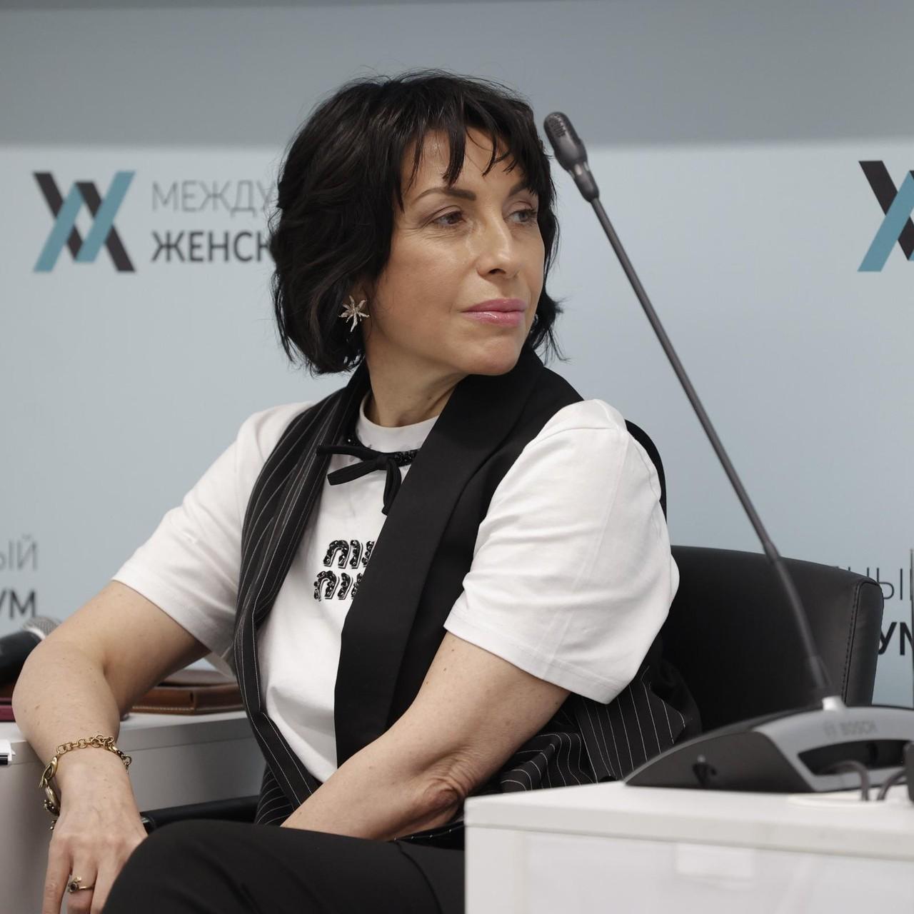 <p>Татьяна Савинова</p>